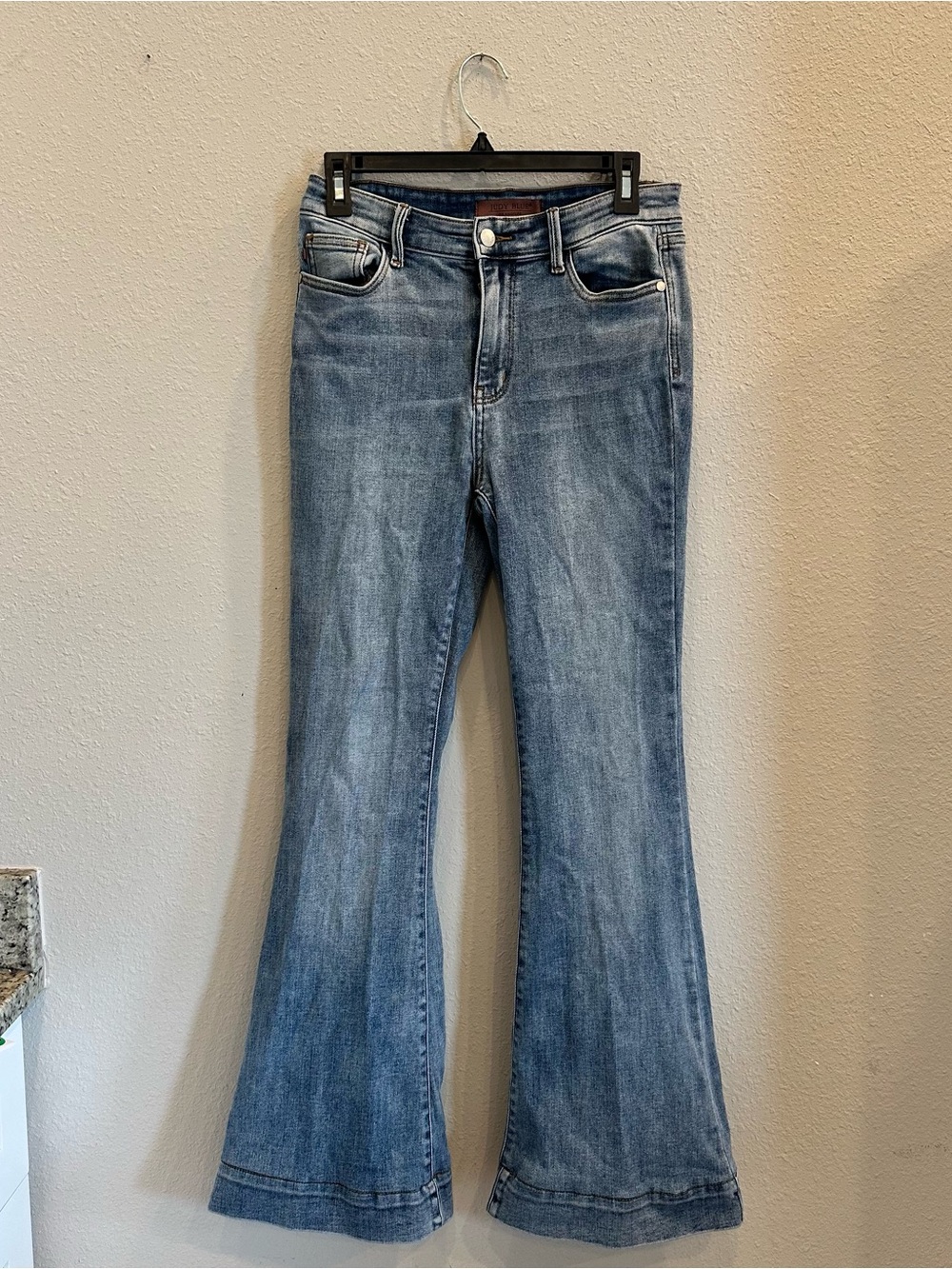 Judy Blue High Rise Flare Jeans Size 5/27 Blue Stretch Denim Minimalist Trendy